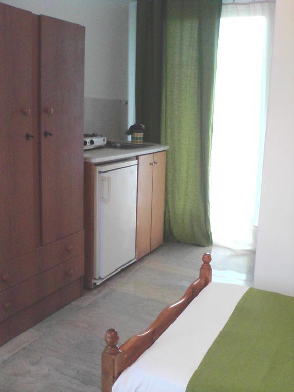 Virginia'S Beachfront Apartments Kavos Bilik gambar