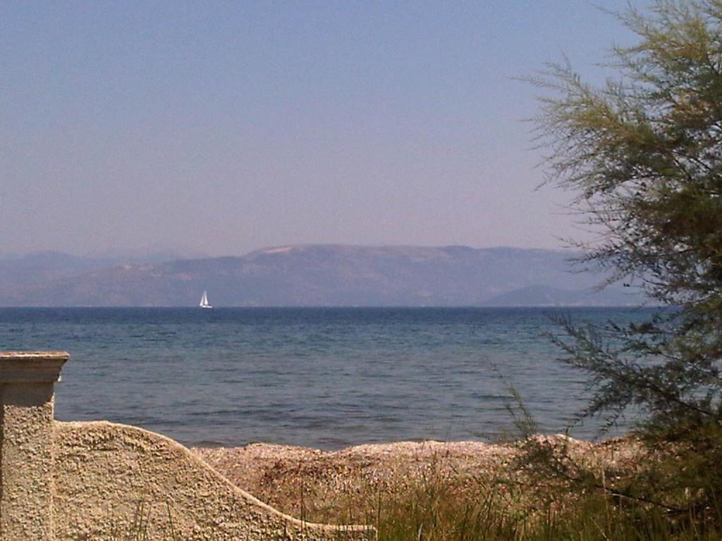 Virginia'S Beachfront Apartments Kavos Luaran gambar