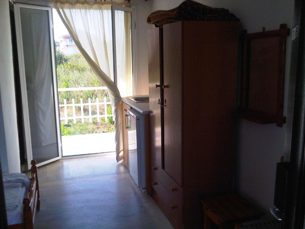 Virginia'S Beachfront Apartments Kavos Bilik gambar